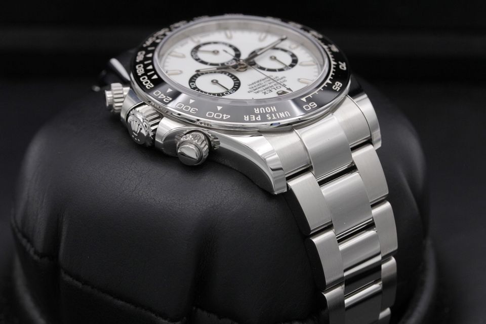 Rolex Daytona 126500 LN Image 4